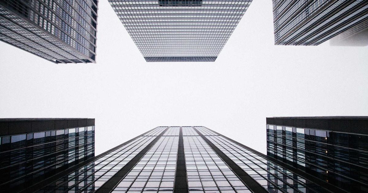 8 Curious Parlor Games and Amusements That Entertained Society Gatherings in the Late 19th Century