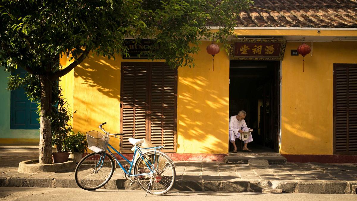 Aetherion Labs Unveils Quantum Memory Prototype Capable of Storing Data for Centuries — illustration 1