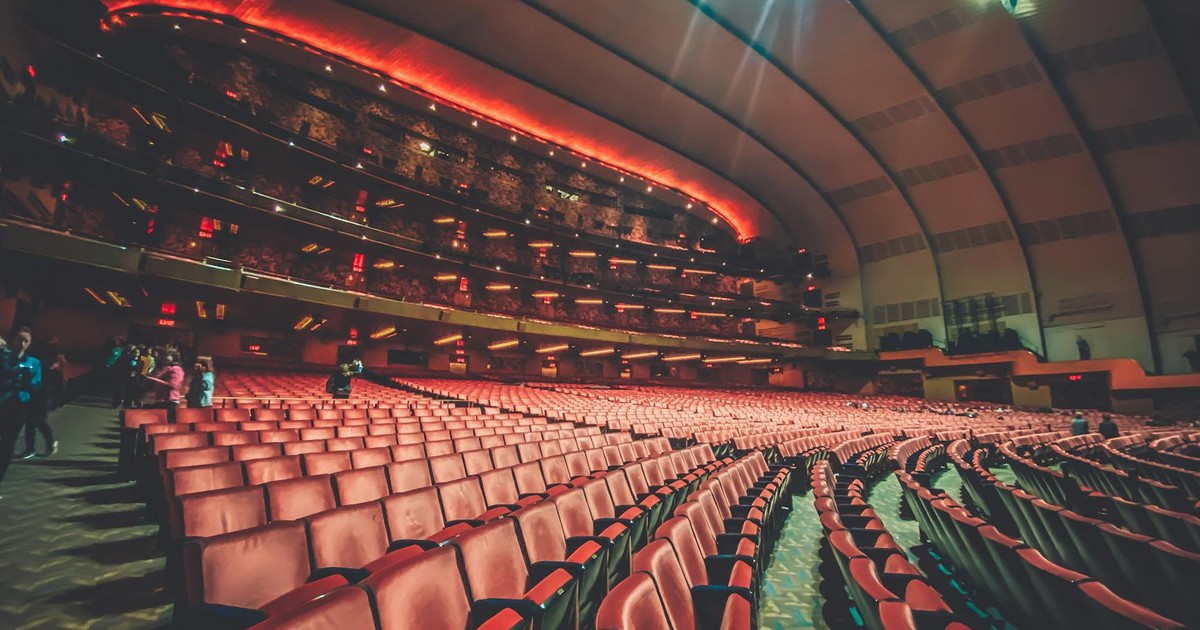 8 Theatrical Spectacles That Defined Broadway’s Golden Age