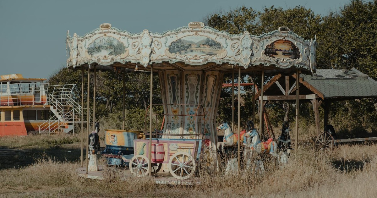 6 Lost Amusement Parks of the Belle Époque: Whimsical Attractions and Their Demise
