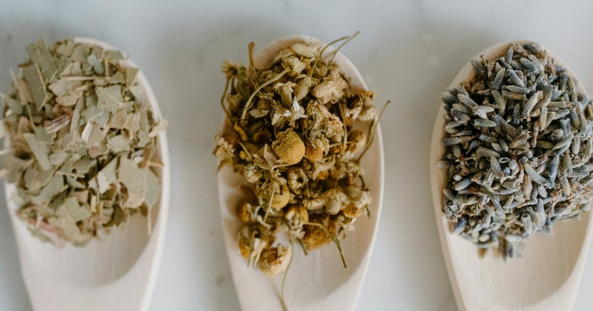 4 Traditional Apothecary Remedies from the 19th Century: Ingredients and Applications