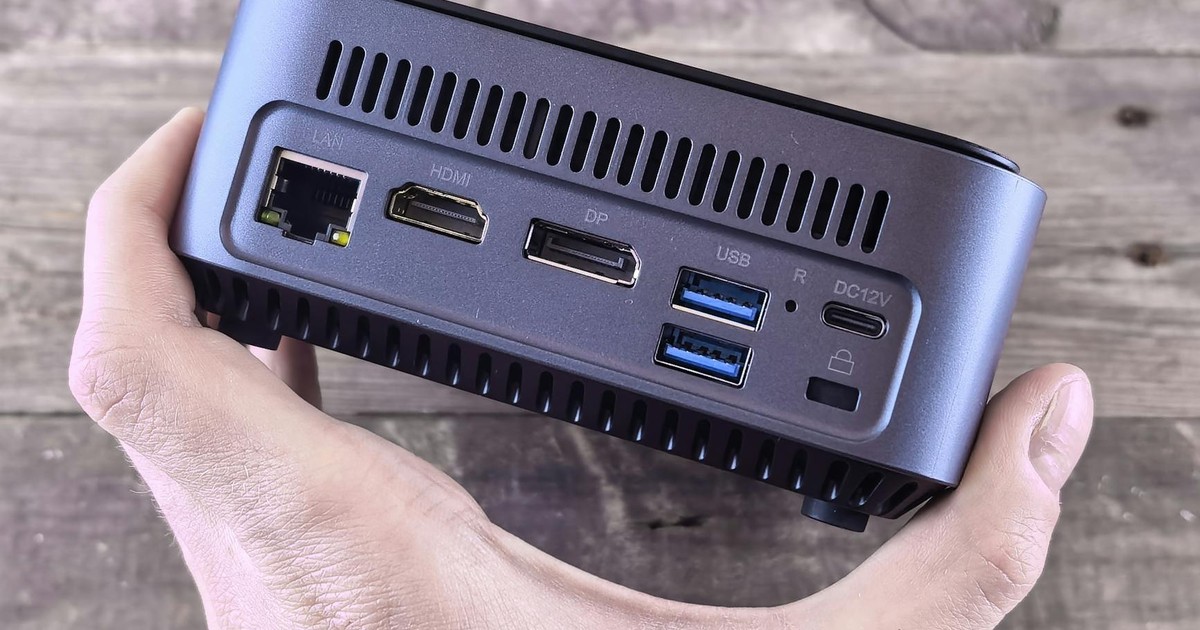 ACEMAGIC’s NES-Shaped Mini PC Delivers Modern Performance in Retro Packaging