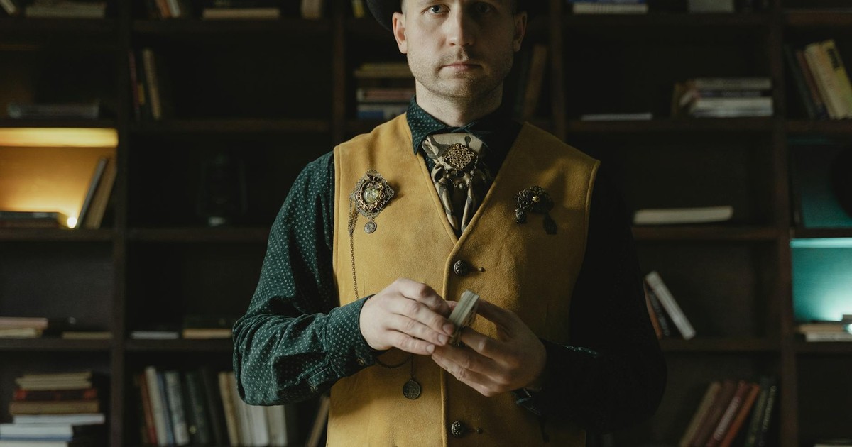 7 Essential Etiquette Rules for Gentlemen That Governed Proper Conduct in the Victorian Era